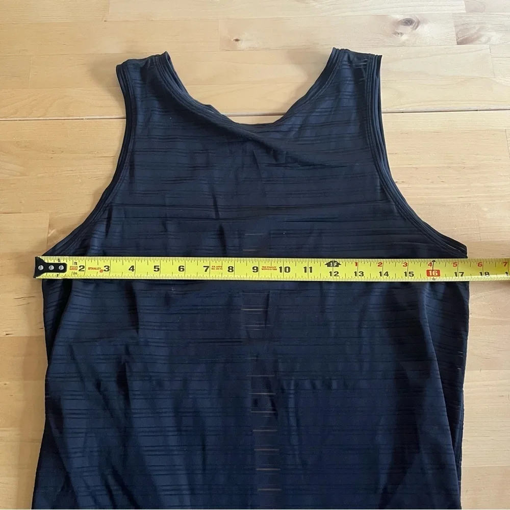 Lululemon Meet Halfway Tank Black Sheer Stripes Tie Waist Size 6